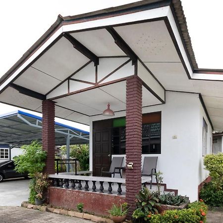 Oyo 1154 Naiyang House Hotel Nai Yang Exterior photo